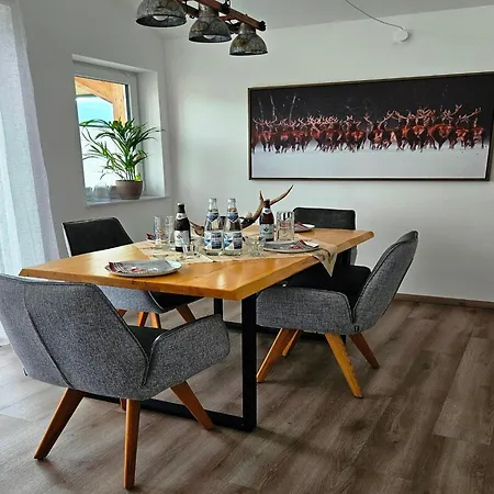 Mit Sauna, Cleaning Included Apartamento Inzell
